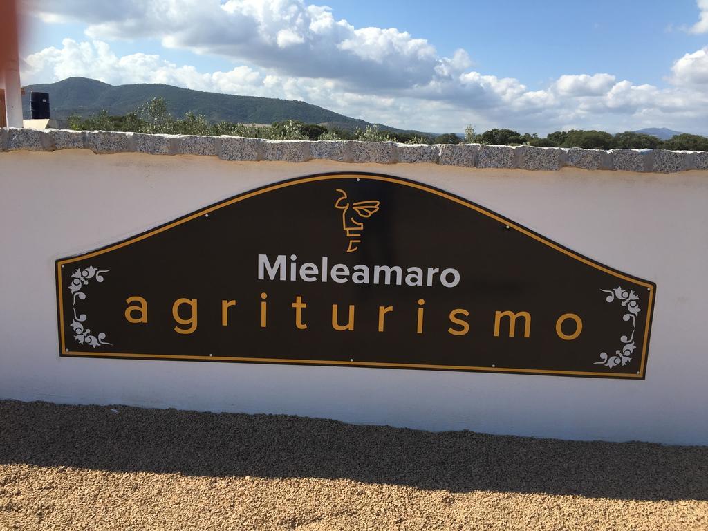Agriturismo Mieleamaro Farm stay Olbia
