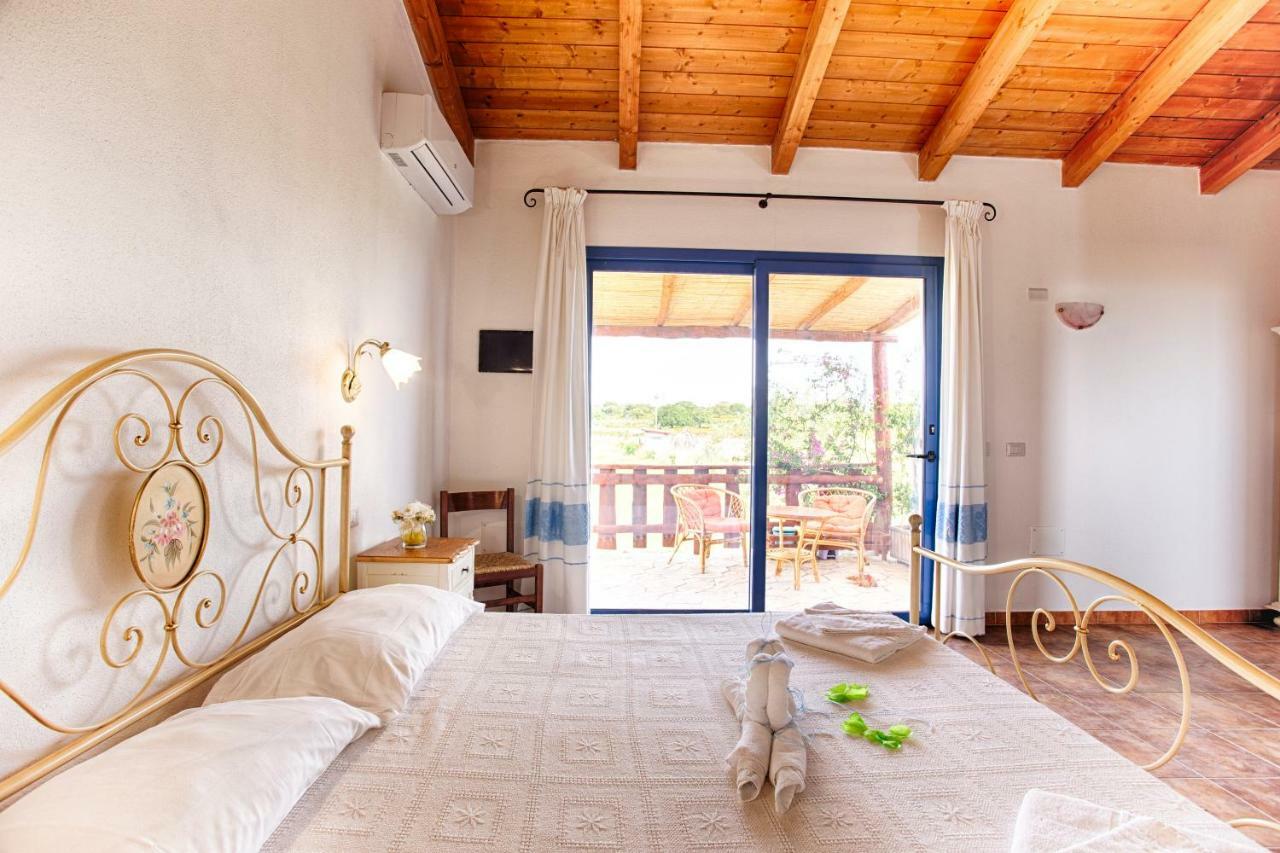 Farm stay Agriturismo Mieleamaro Olbia
