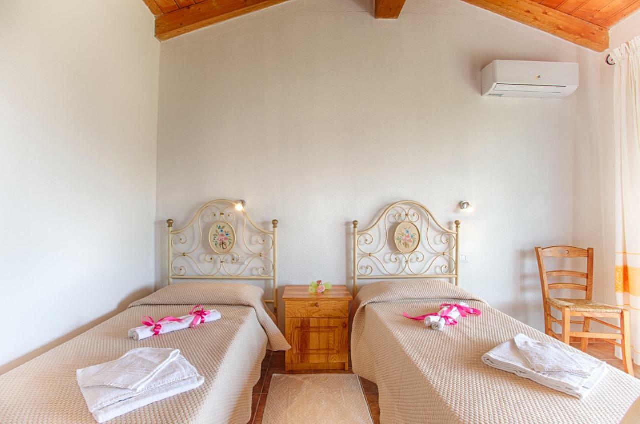 Agriturismo Mieleamaro Farm stay
