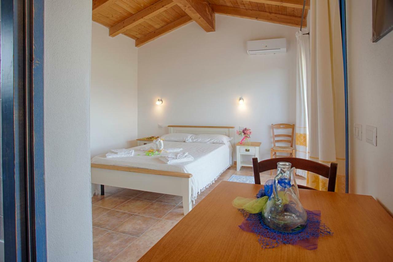 Farm stay Agriturismo Mieleamaro *