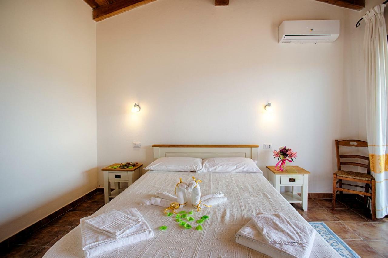 Agriturismo Mieleamaro * Olbia